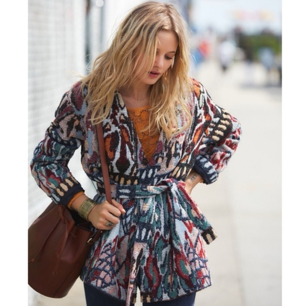 Sézane Chiara patterned wrap belted jacket